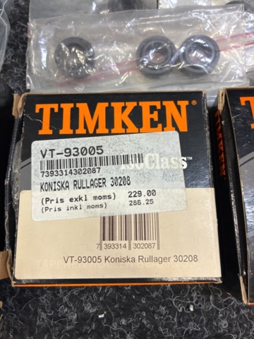 1534015-3 Roller bearings, couplings, hose clamps, etc.