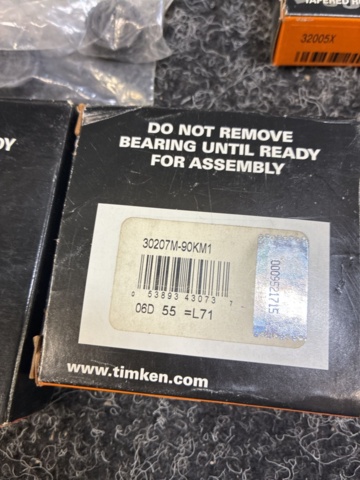 1534015-5 Roller bearings, couplings, hose clamps, etc.