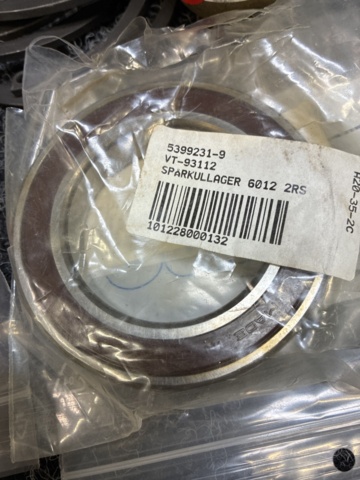 1534015-7 Roller bearings, couplings, hose clamps, etc.