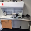 1532833-2 Work table with extraction