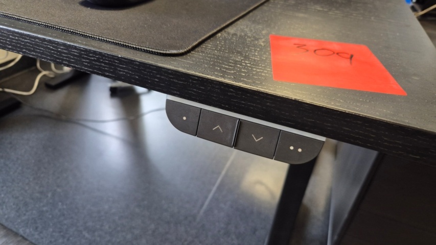 1532836-9 Office furniture with equipment