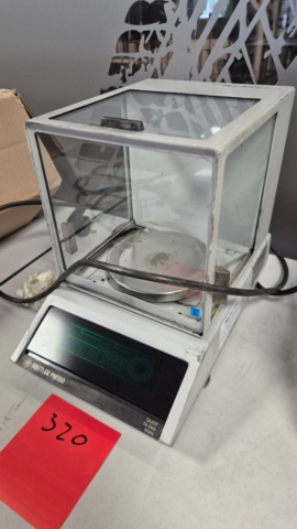 1532842-3 Precisionsvåg MyLab PM100