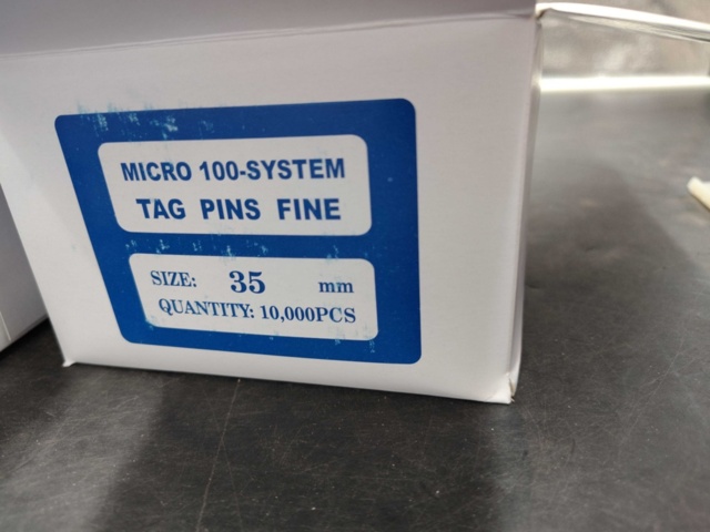 1533734-2 Märkpins, 50 000 st - Micro 100-System, 35 mm, naturfärgade