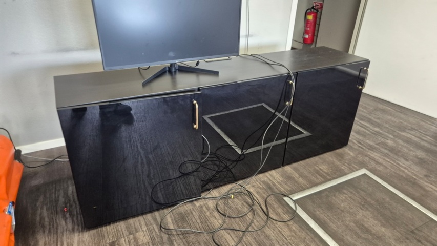 1532849-14 Konferensrum möbler tavlor dataskärm