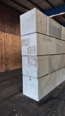1534061-3 Wulcanco concrete lego blocks NEW INFORMATION