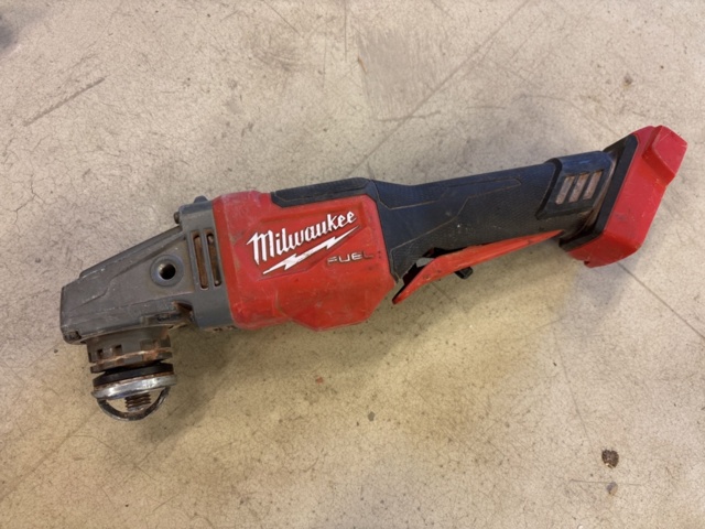 1511270-4 Multiverktyg och vinkelslip - Milwaukee