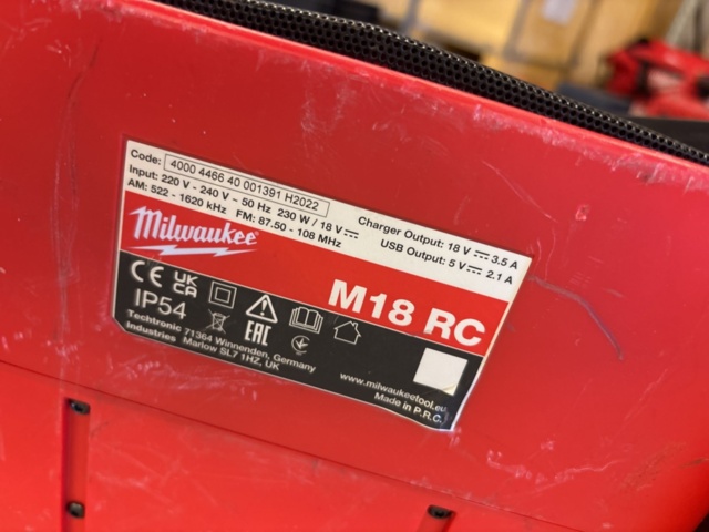 1511271-7 Arbetsradio/laddare med BT, Milwaukee M18 RC #2