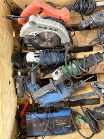1482662-5 Power tools 9 pcs - Festool, Hitachi, Makita, Black & Decker