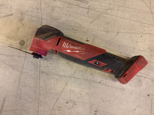 1511274-19 Machine and accessory package - Milwaukee #2
