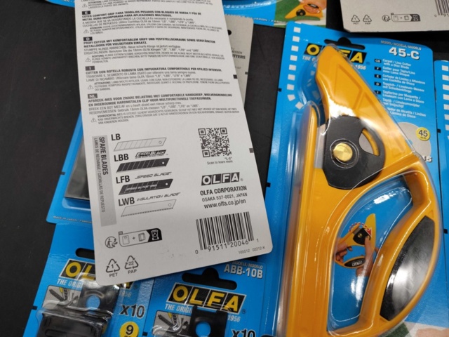 1534316-8 Cutting tools & spare blades - Olfa
