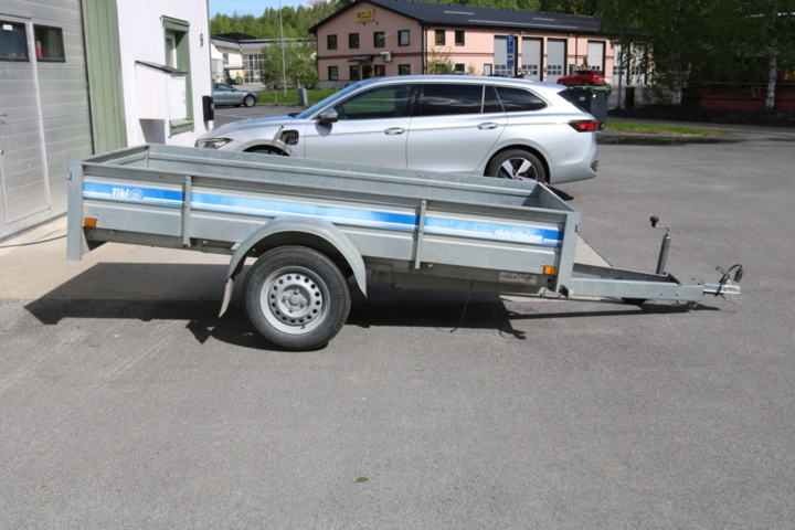 1514933-5 Trailer Tiki CS265-R. 2015