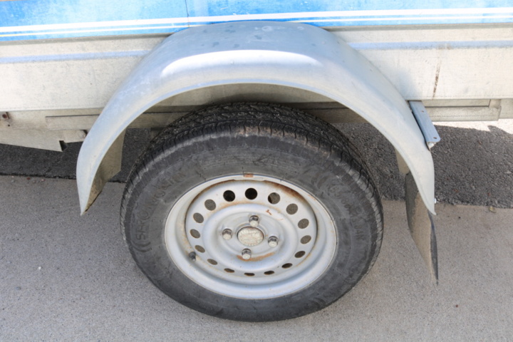 1514933-21 Trailer Tiki CS265-R. 2015