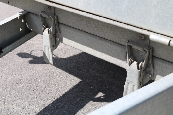 1514933-26 Trailer Tiki CS265-R. 2015