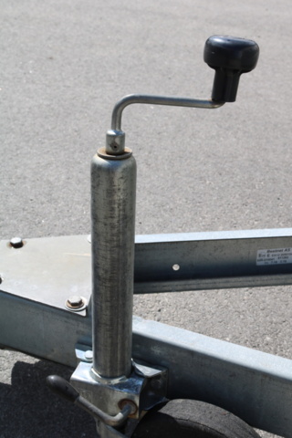 1514933-28 Trailer Tiki CS265-R. 2015