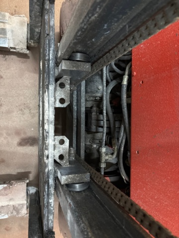 1482669-3 Forklift with charger - Linde E16S -1991