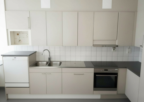 Bild som representerar auktionen - Avyttring av storköksutrustningoch lekplatsutrustning