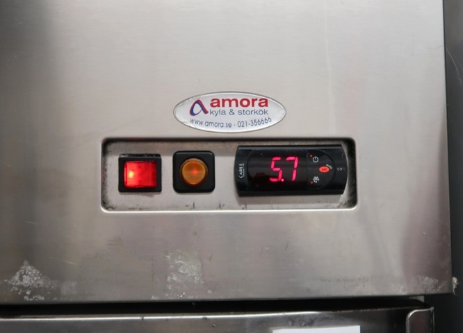 1070393-3 Refrigerator