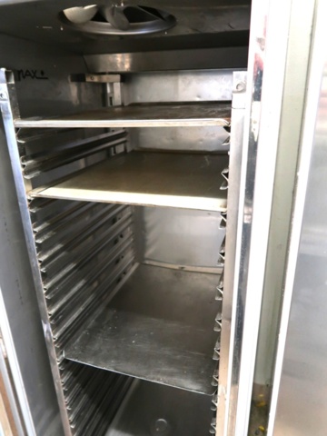 1070393-4 Refrigerator