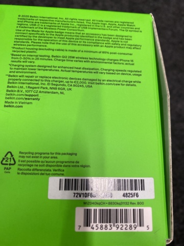 1527185-3 Laddningsstation Belkin UltraCharge Pro 3-i-1 Qi2 (charcoal)