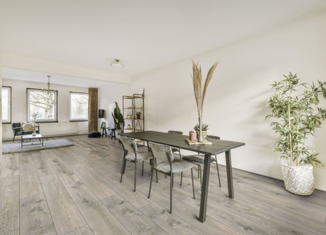 1534433-2 Floor Swisskrono Authentic Raw oak, 70 sq.m