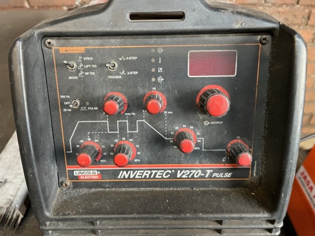 1534108-4 Svets Lincoln invertec V270