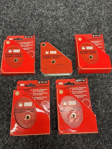 1534394-2 5 st Svetsmagneter Urko