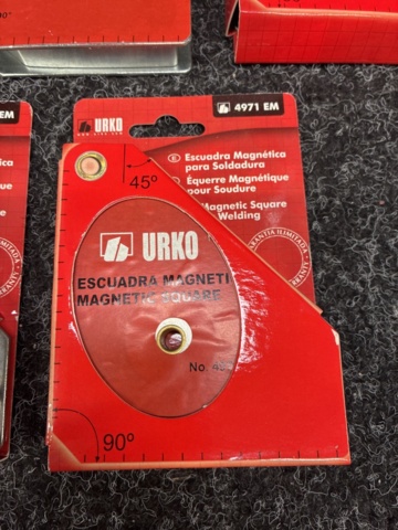 1534394-3 5 st Svetsmagneter Urko