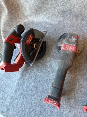 1482330-2 Tool Kit - Milwaukee