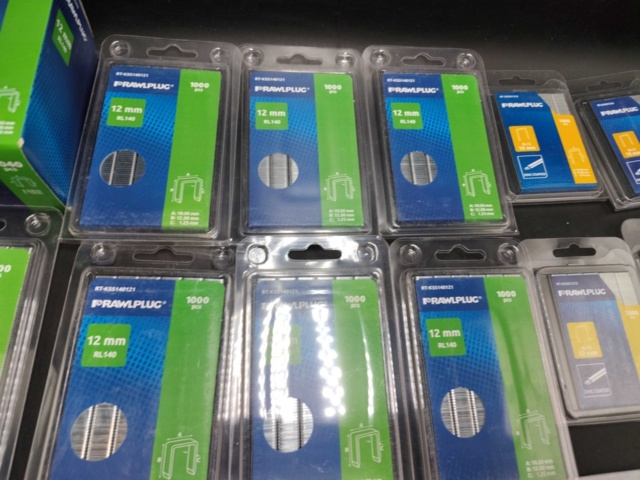 1534335-7 Klammersortiment  - Rawlplug