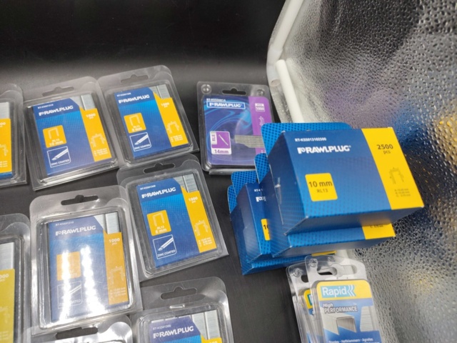 1534335-9 Klammersortiment  - Rawlplug