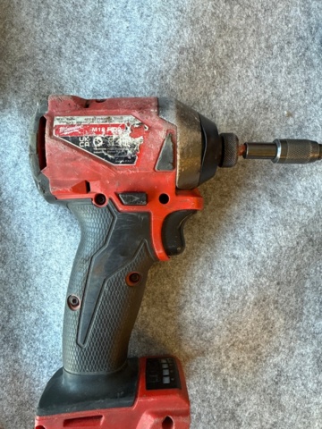 1482332-10 Tool Kit - Milwaukee