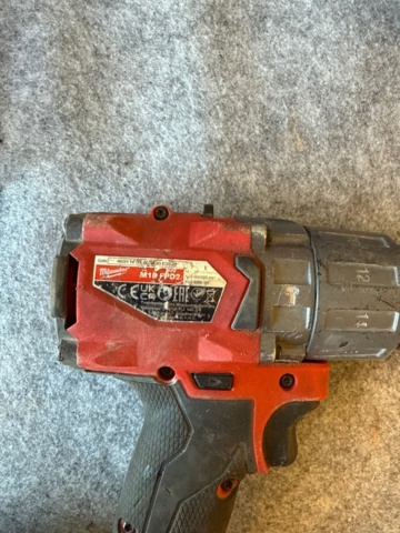 1482333-8 Tool Kit - Milwaukee