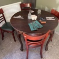 1532927-5 Restaurangmöblemang - Bord, stolar och TV