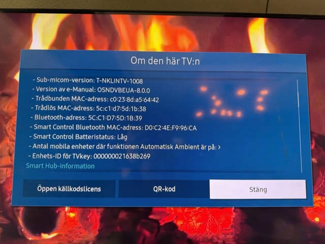 1532927-11 Restaurangmöblemang - Bord, stolar och TV