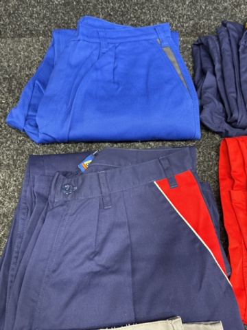 1529273-6 10 pcs Work trousers, Size 50