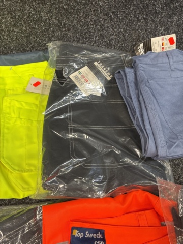1529274-3 10 pcs Work trousers, Size 50