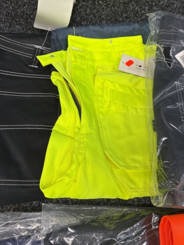1529274-4 10 pcs Work trousers, Size 50