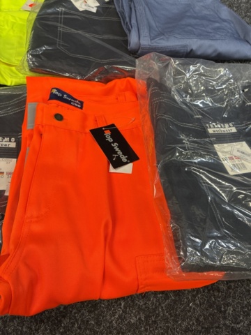 1529274-9 10 pcs Work trousers, Size 50
