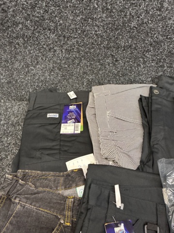 1529315-7 10 pcs Work trousers, Size 42/L