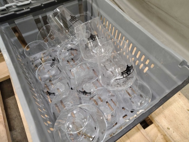 1533531-3 Serving china & glass, approx: 56 pcs - Bonna, etc