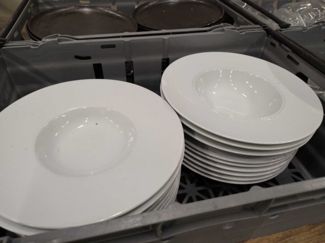 1533534-2 Serving china & glass, approx: 120 pcs - Bauscher, Broste Copenhagen