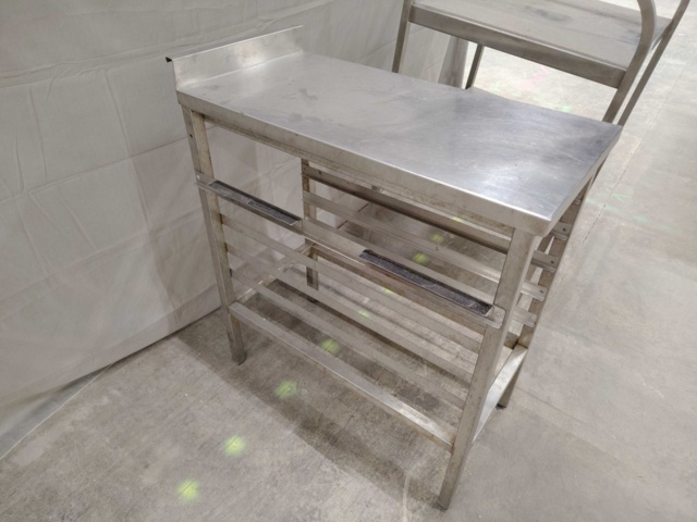 1533540-2 Rostfria serveringsvagnar & plåtställ, 2 st