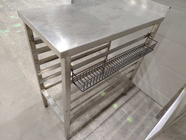 1533540-3 Rostfria serveringsvagnar & plåtställ, 2 st