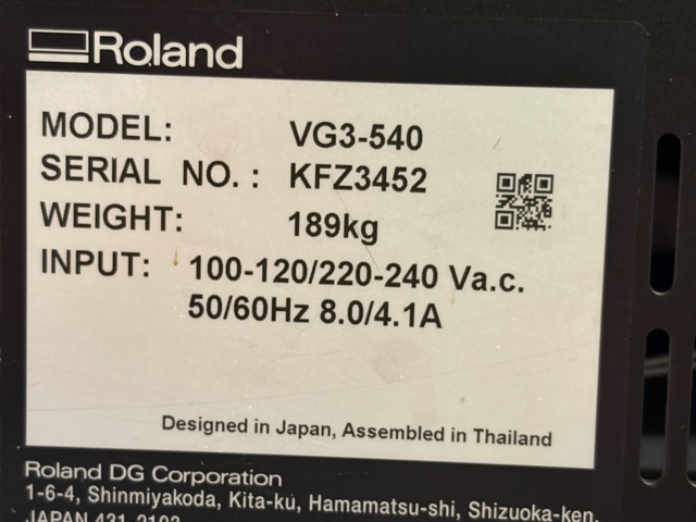 1530830-11 Large format printer with integrated cutting plotter - Roland TrueVIS VG3-540