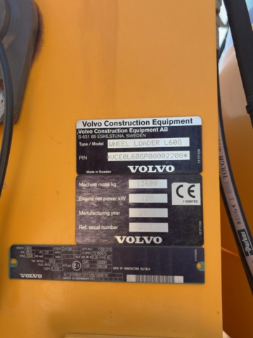 1529714-8 Wheel loader with quick hitch - Volvo L60G - 2014