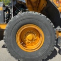 1529714-30 Wheel loader with quick hitch - Volvo L60G - 2014
