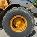 1529714-33 Wheel loader with quick hitch - Volvo L60G - 2014