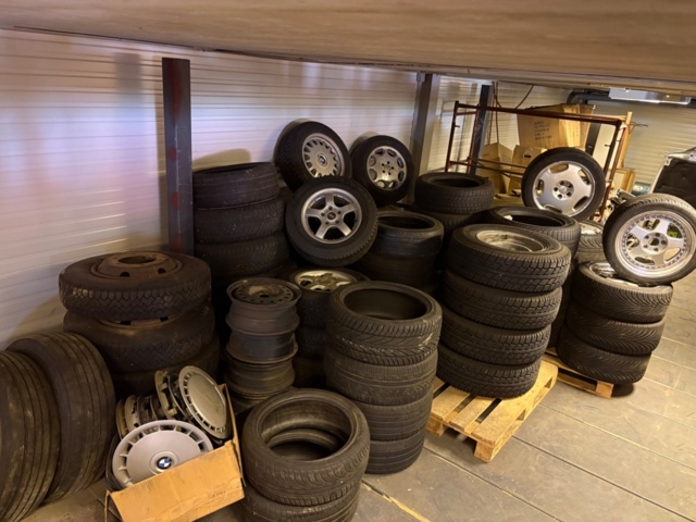 1534520-1 Used passenger car tires 15, 16, 17, 18 inches.