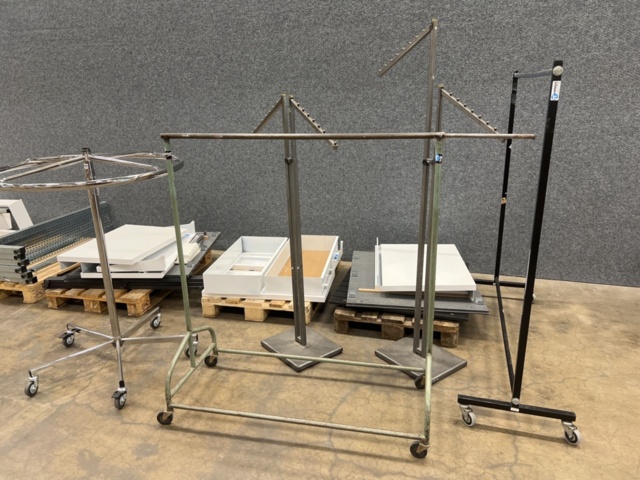 1534671-2 Shop fittings & clothing racks