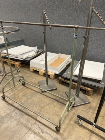 1534671-5 Shop fittings & clothing racks